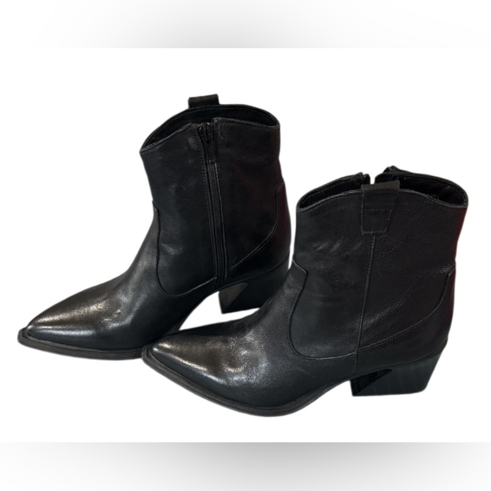 Black Leather Ankle Booties with Western Stitching